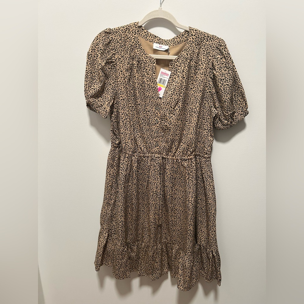 NWT Vineyard Vines Brown Leopard Print